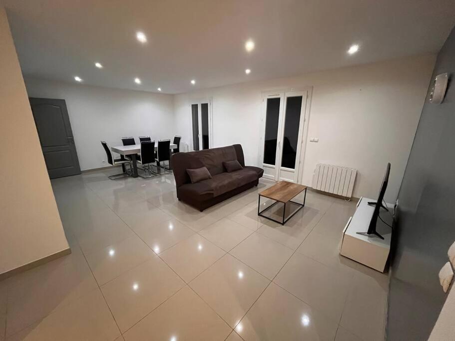 Maison Dans Residence Pavillonnaire Paisible Cannes-Écluse Dış mekan fotoğraf